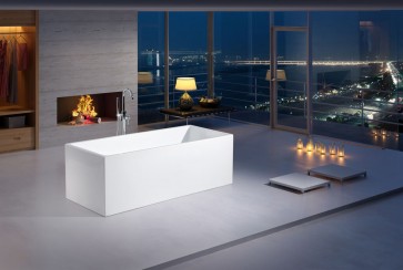 67’’ Acrylic Freestanding Bathtub in White by Piatti B-15001 